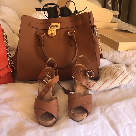 Purse and shoes - Picture 1 of 1